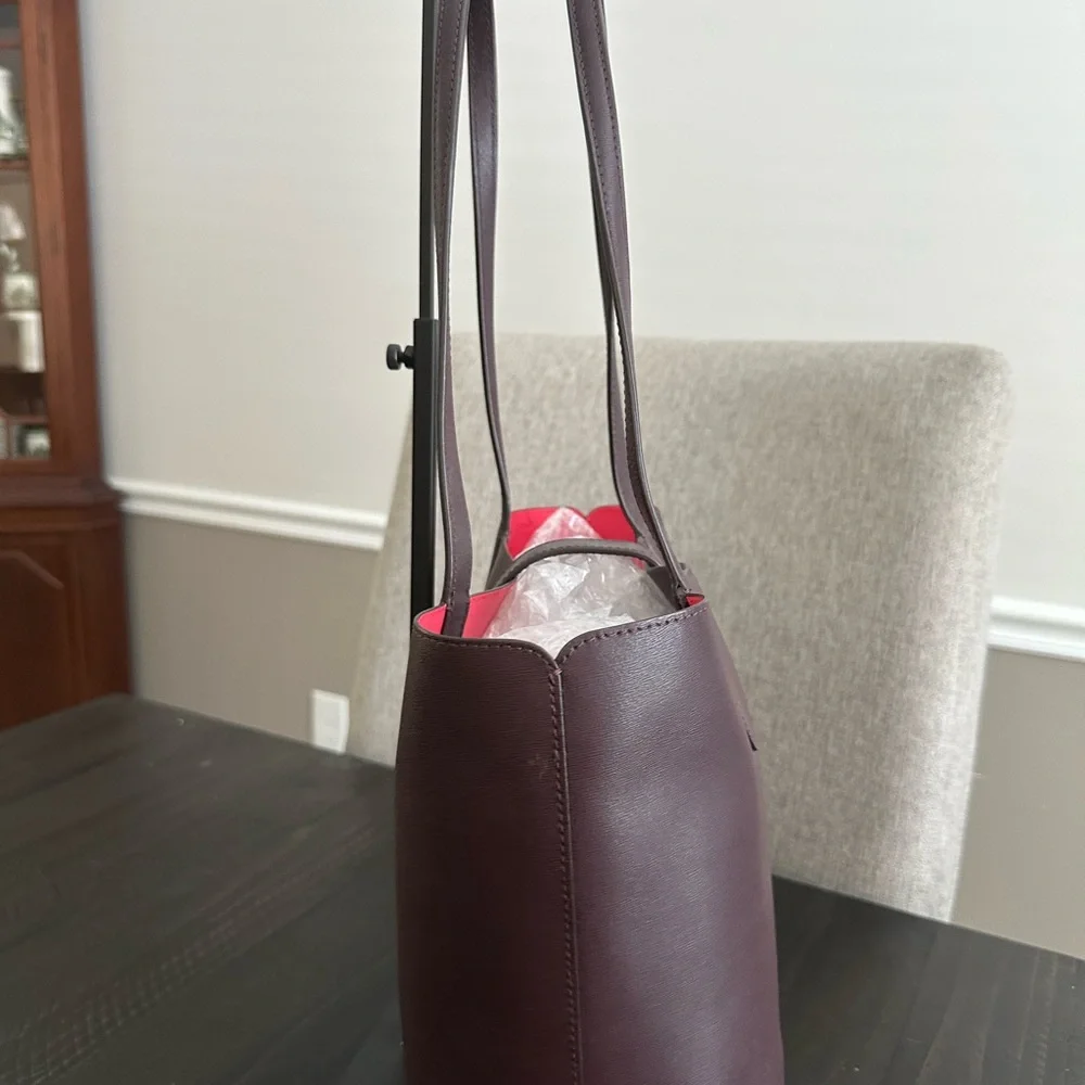 Kate Spade Mauve Tote with Clover Accent - Picture 4 of 7